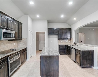 4101 Rocky Bend Court - Photo Thumbnail 9