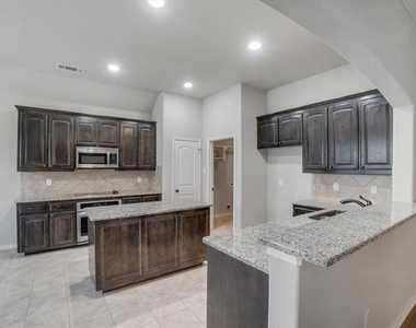 4101 Rocky Bend Court - Photo Thumbnail 7