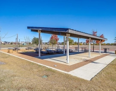 14328 Capridge Road - Photo Thumbnail 36
