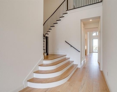 14328 Capridge Road - Photo Thumbnail 2