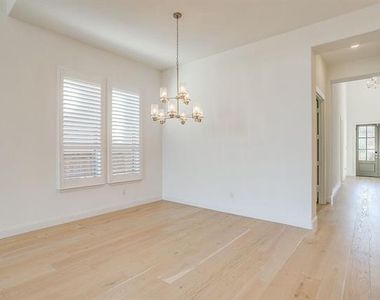14328 Capridge Road - Photo Thumbnail 3