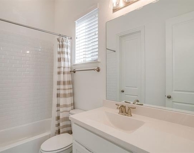 14328 Capridge Road - Photo Thumbnail 16