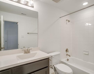 14328 Capridge Road - Photo Thumbnail 22