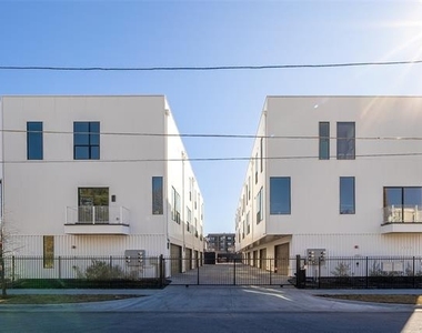 4322 Roseland Avenue - Photo Thumbnail 29