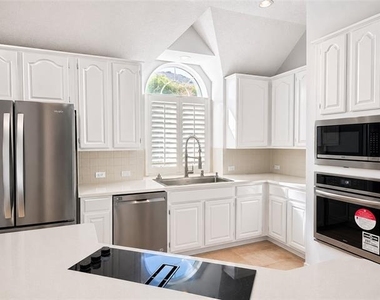 4304 Echomont Lane - Photo Thumbnail 2