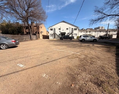 4115 Douglas Avenue - Photo Thumbnail 13