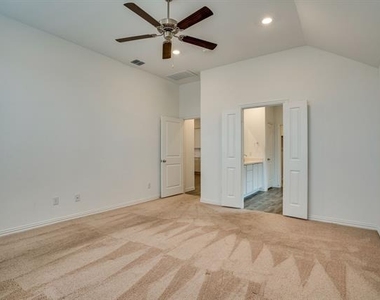 3716 Peachbush Lane - Photo Thumbnail 17