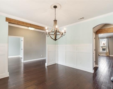 306 Aspen Lane - Photo Thumbnail 10