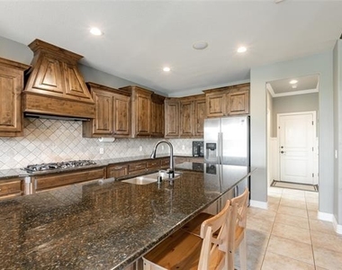 306 Aspen Lane - Photo Thumbnail 17