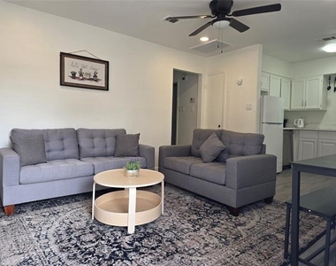 853 Broadway Avenue - Photo Thumbnail 1
