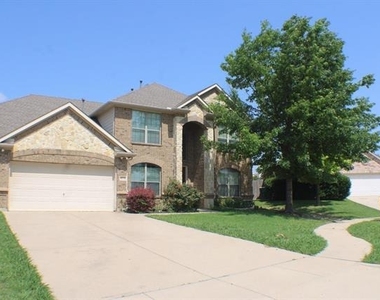 8224 Summerview Court - Photo Thumbnail 3