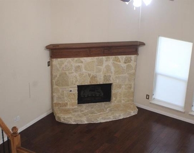 8224 Summerview Court - Photo Thumbnail 26