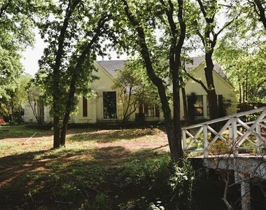 450 Ginger Court - Photo Thumbnail 2