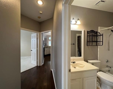 9811 Cliffside Drive - Photo Thumbnail 22