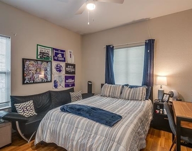 3200 Lubbock Avenue - Photo Thumbnail 18
