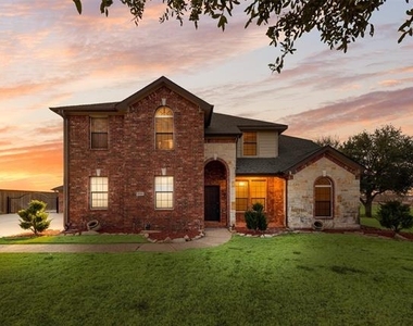 1088 Harvest Hill Circle - Photo Thumbnail 4