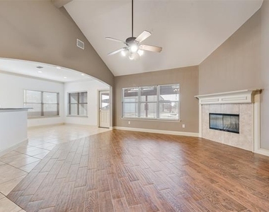 1088 Harvest Hill Circle - Photo Thumbnail 8