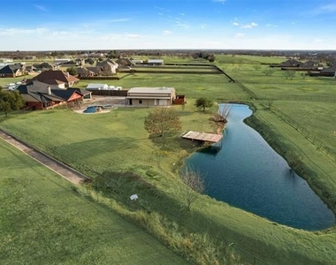 1088 Harvest Hill Circle - Photo Thumbnail 2