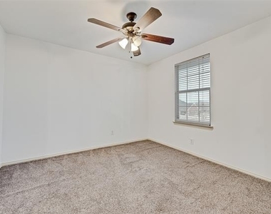 1088 Harvest Hill Circle - Photo Thumbnail 23