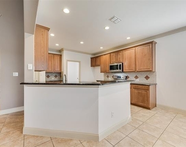 1088 Harvest Hill Circle - Photo Thumbnail 9