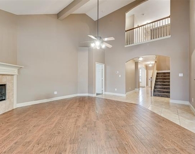1088 Harvest Hill Circle - Photo Thumbnail 7