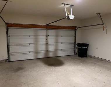 1633 Kawati Way - Photo Thumbnail 15
