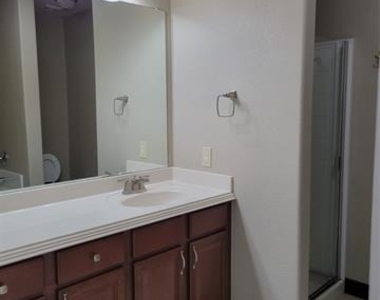 1633 Kawati Way - Photo Thumbnail 12