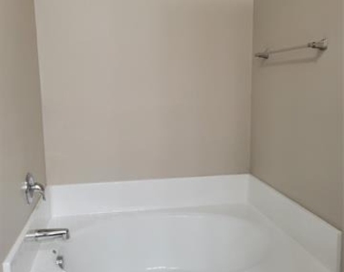 1633 Kawati Way - Photo Thumbnail 14