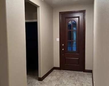 1633 Kawati Way - Photo Thumbnail 2