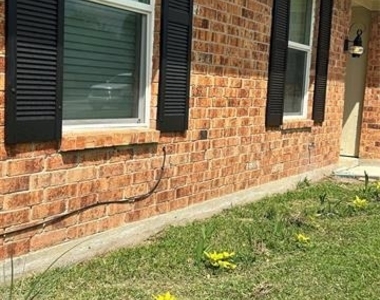 423 Marsha Street - Photo Thumbnail 1