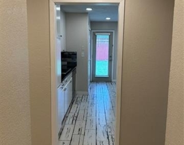 423 Marsha Street - Photo Thumbnail 13