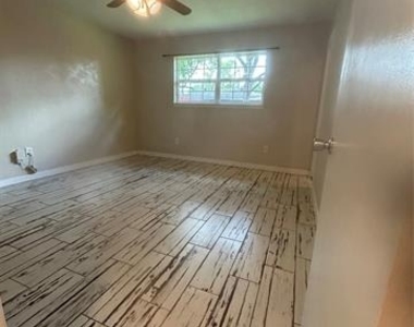 423 Marsha Street - Photo Thumbnail 17