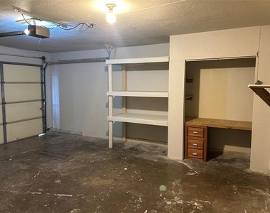 423 Marsha Street - Photo Thumbnail 24