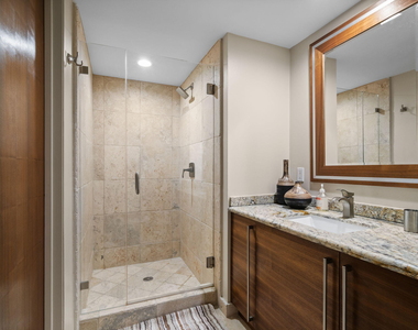 333 Las Olas Way - Photo Thumbnail 25