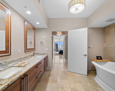 333 Las Olas Way - Photo Thumbnail 16