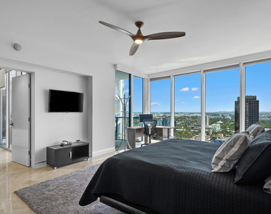 333 Las Olas Way - Photo Thumbnail 13