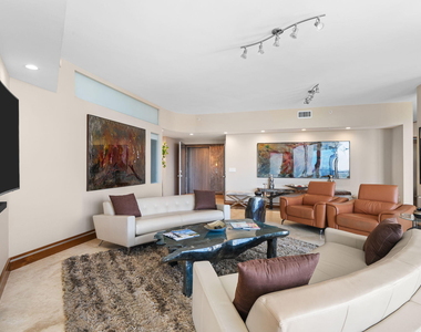 333 Las Olas Way - Photo Thumbnail 3