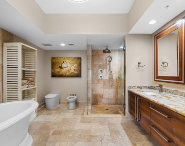 333 Las Olas Way - Photo Thumbnail 18