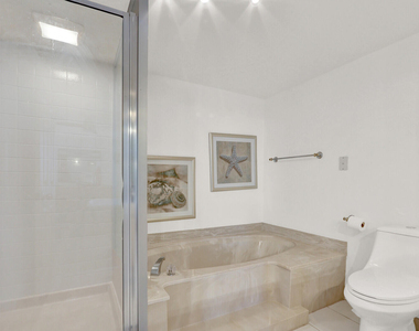 5510 N Ocean Drive - Photo Thumbnail 19