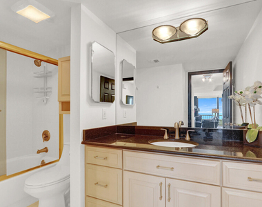 5510 N Ocean Drive - Photo Thumbnail 24