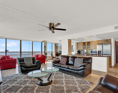 5510 N Ocean Drive - Photo Thumbnail 5