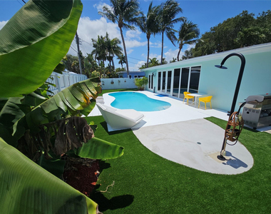 3680 Ne 16th Avenue - Photo Thumbnail 1