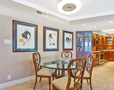 5420 N Ocean Drive - Photo Thumbnail 7
