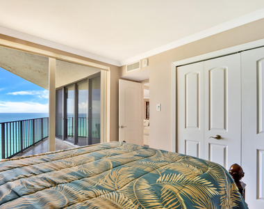 5420 N Ocean Drive - Photo Thumbnail 14
