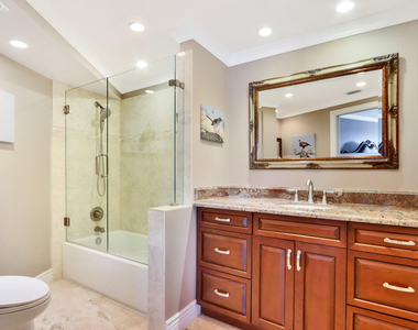 5420 N Ocean Drive - Photo Thumbnail 10
