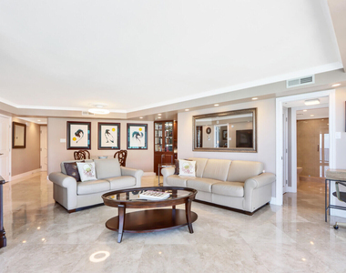 5420 N Ocean Drive - Photo Thumbnail 5
