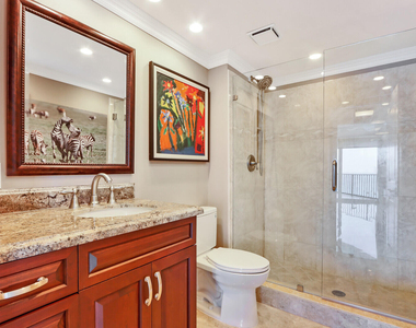 5420 N Ocean Drive - Photo Thumbnail 16