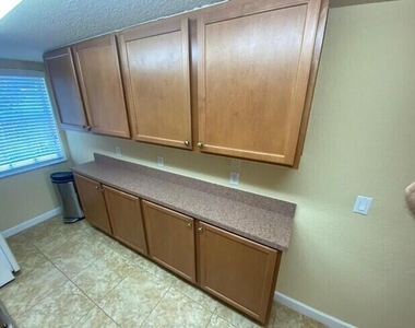 135 Nw 5th Avenue - Photo Thumbnail 12