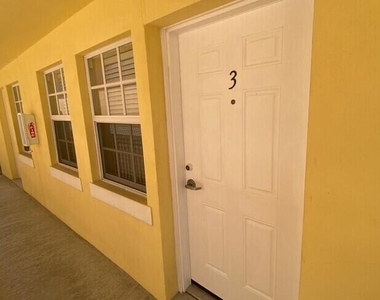 135 Nw 5th Avenue - Photo Thumbnail 2