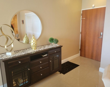 3901 S Ocean Drive - Photo Thumbnail 5